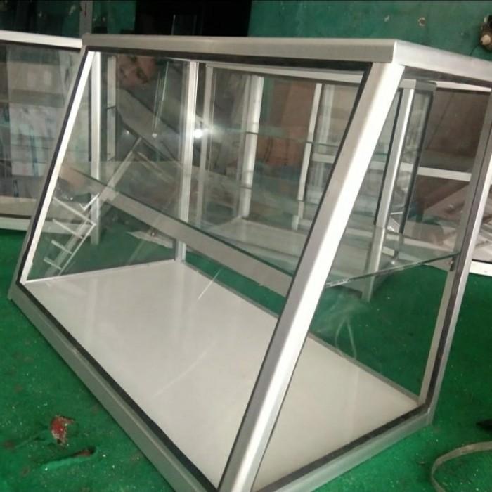 

Etalase Kaca Miring + Pintu 3Mm P70 X L40 X T50 006