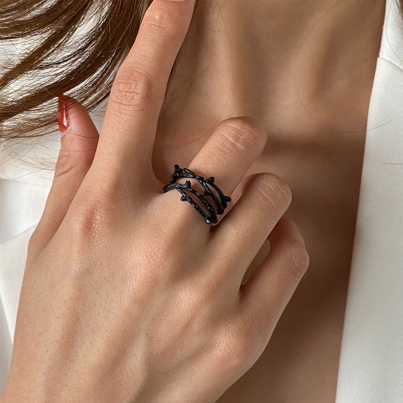 Thorn ring