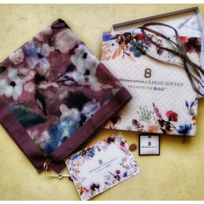 Buttonscarves Le Fleur Purple