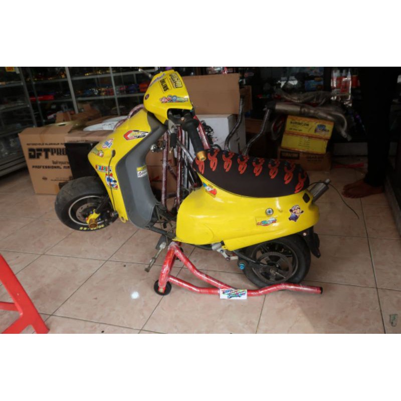 Paddock Standar pedok Tengah Matic Universal Bahan Tebal