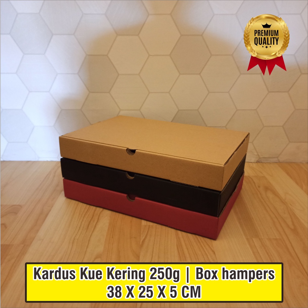 

Kardus Kue Kering 250g Isi 6 | Box hampers | Ukuran 38x25x5 cm (Polos)
