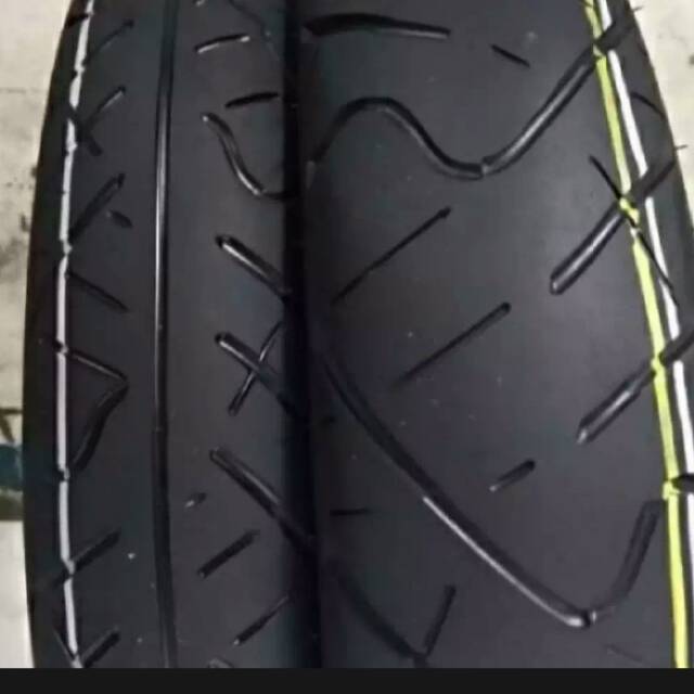 ban sepasang moge vixion,cbr,byson.DLL uk 110-140-17 merk IRC road winer