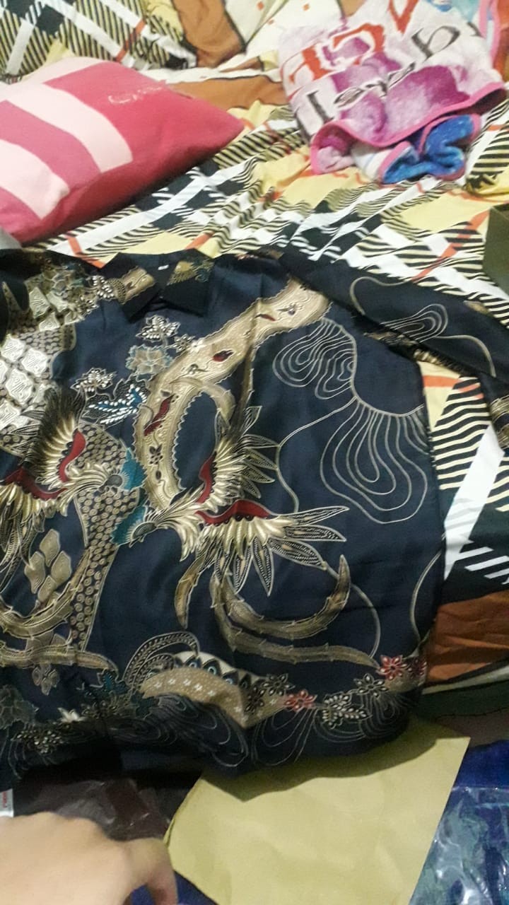 Kemeja Batik Semi Sutra Silky Premium  Puring Istimewa