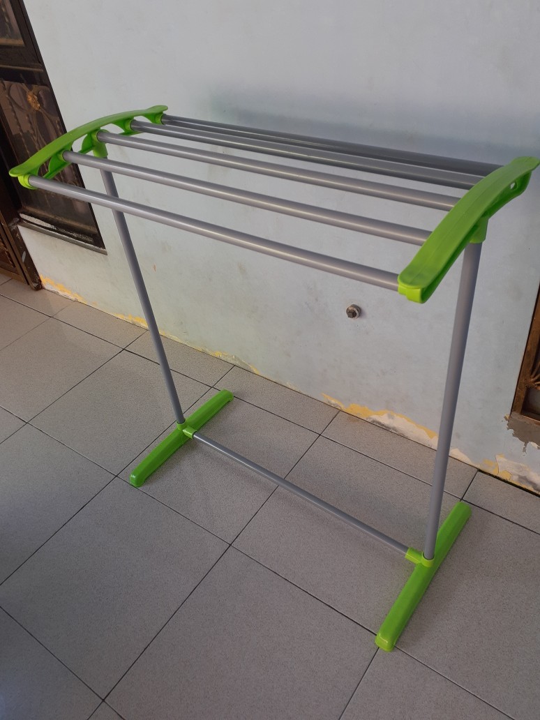 Rak Handuk Towel Rack Jemuran Baju Anduk Serbaguna- Terbaruu