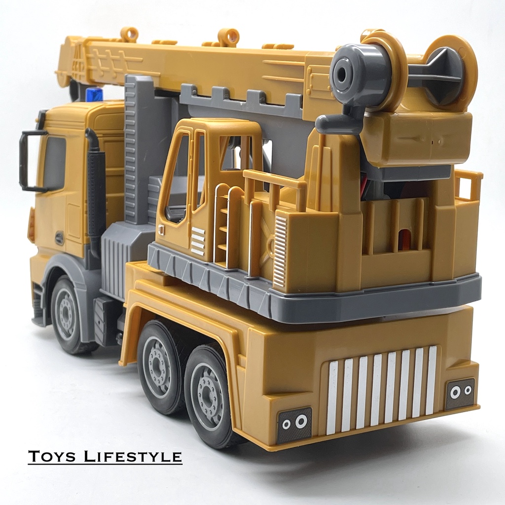 Mainan Anak Mobil Truk Remote Control Pengangkut Barang / Dump Truck / Truck Semen 1:24