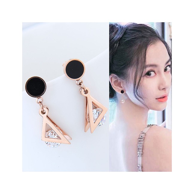 LRC Anting Tusuk Fashion Rose Gold+black Triangle Shape Decorated A56684