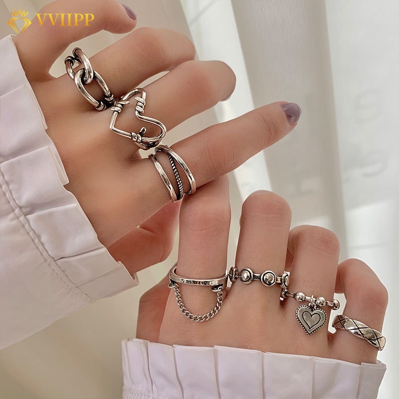 7pcs / Set Cincin Rantai Bentuk Hati Gaya Retro Untuk Wanita