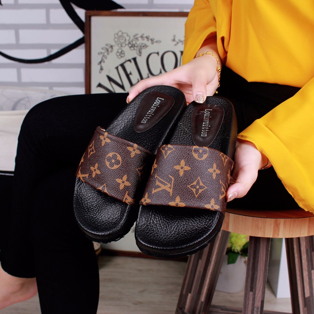 LV LOUIS VUITTON #50637 / SENDAL WANITA FLIP FLOP SANDALS BATAM MURAH