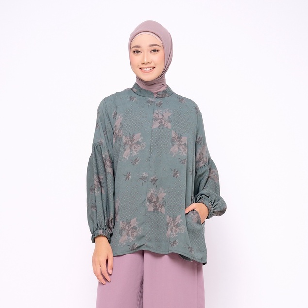 Clearance Sale - ZM Zaskia Mecca - Yumi Moss Blouse - Romansa Khatulistiwa - Edisi Bunga Asoka