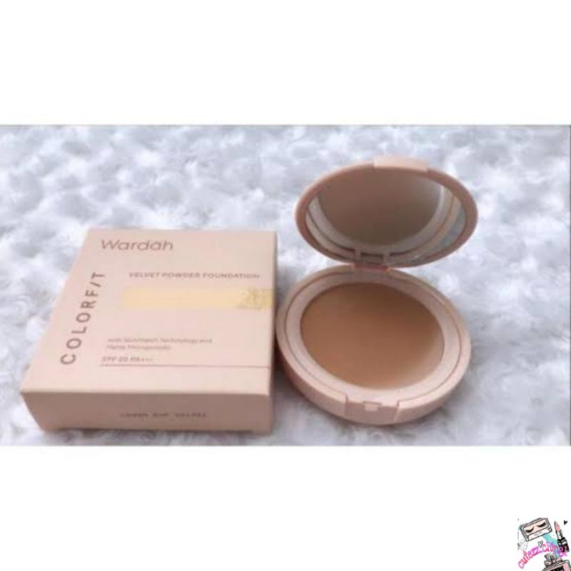 ☃️Cutezz_Ching1☃️Wardah Colorfit Velvet Powder Foundation SPF 20 PA+++ 11g