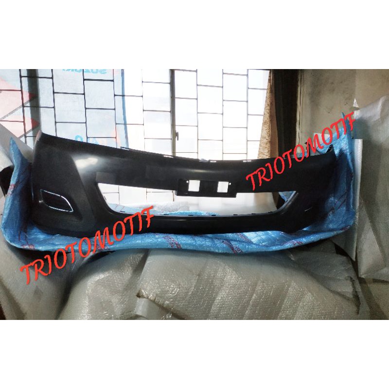 bumper depan Toyota Innova 2008-2010 original