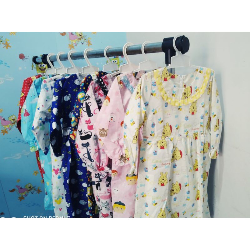 Set Gamis + kerudung Anak 3 tahun