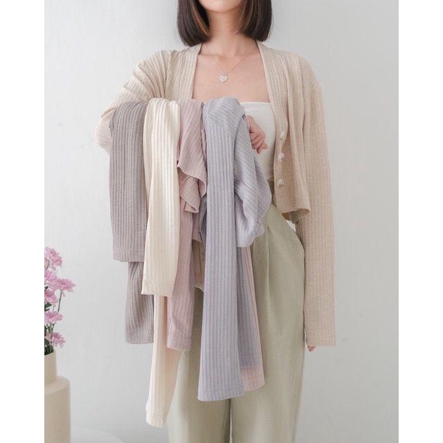 Tq88indonesia Baju Cardigan Wanita Terbaru / LOUI CARDIGAN / Cardi Wanita / Ootd / Baju Luaran Cewek