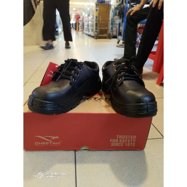 Sepatu Kerja Cheetah 3002H Pria Safety Keren Ujung Besi Original