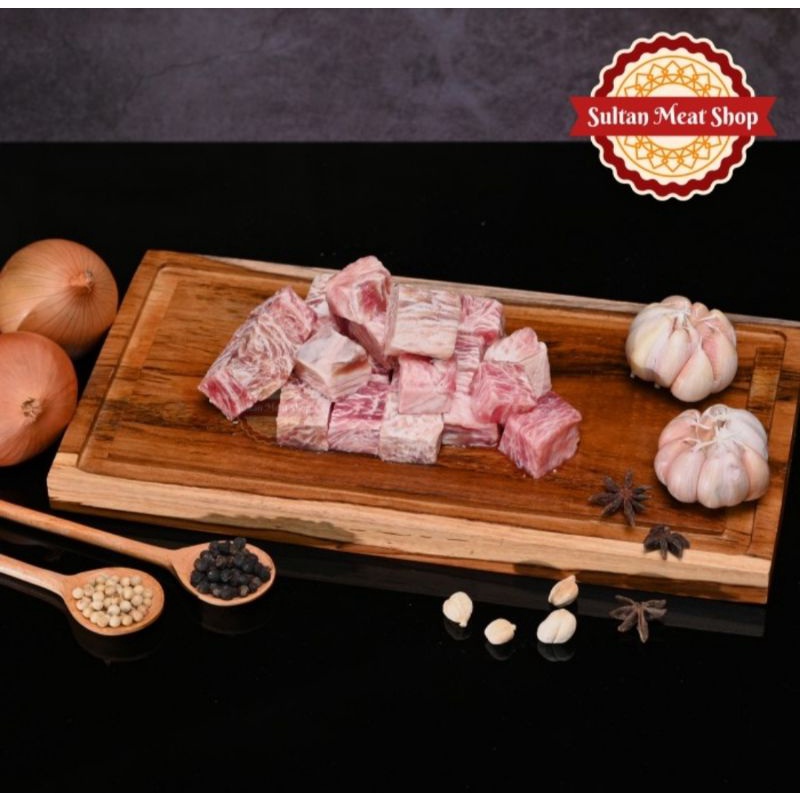 

Premium Saikoro Wagyu Cube Halal