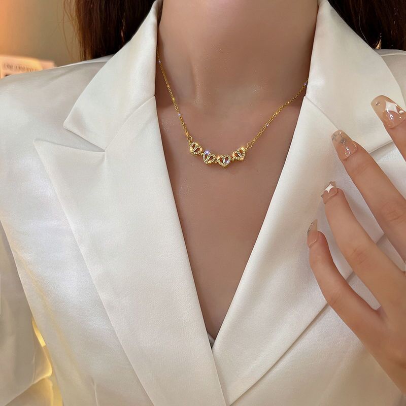 Kalung Titanium Wanita Proyeksi Bulan Hati &quot;I love you&quot; Berlian Kristal Emas 18k Anti Karat Perhiasan Korea