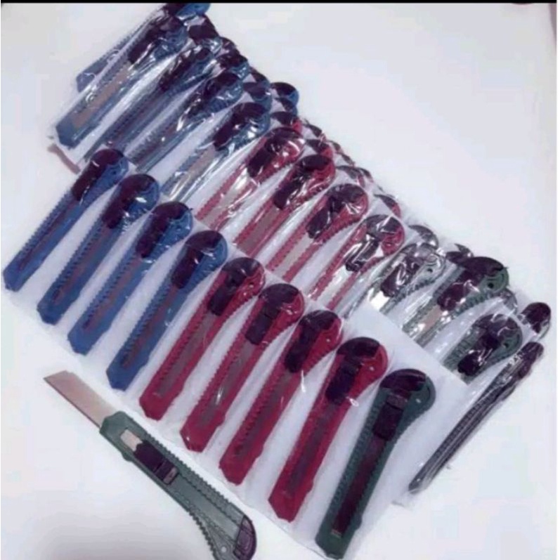 

12pcs pisau cutter ukuran besar