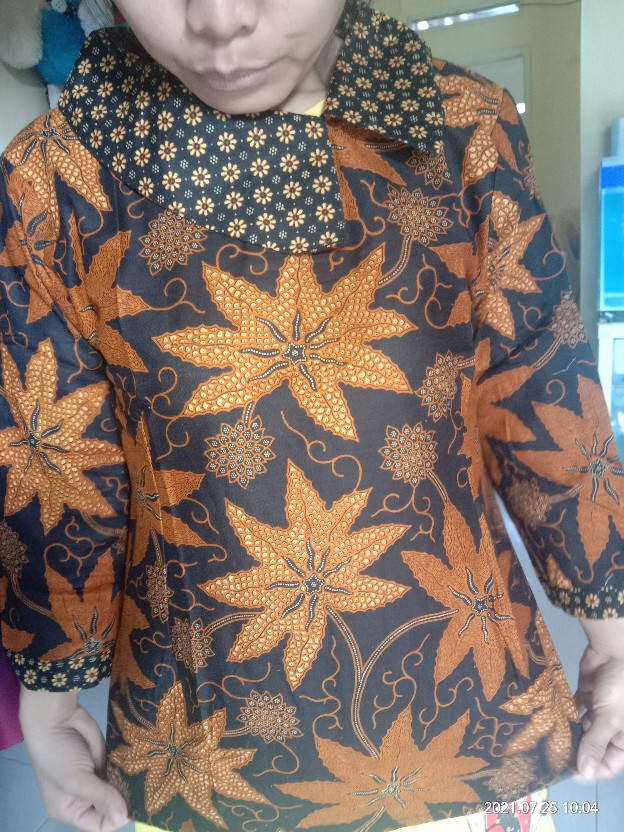 Batik Wanita Atasan Blouse Modern Model Kerah Besar Batik Kerja Wanita