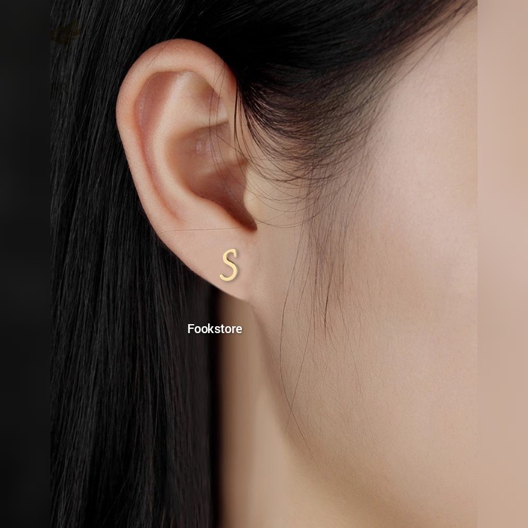 TERBARU ANTING TUSUK TITANIUM HURUF/ANTI KARAT/ANTI ALERGI