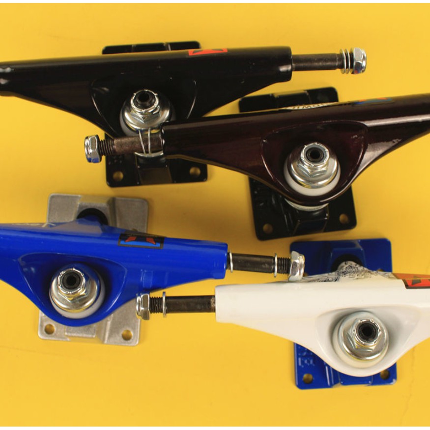 Venture Truck 1 Set 2 Pcs Sekrup 25mm Ukuran 139mm 5.25 Inch Untuk Skateboard