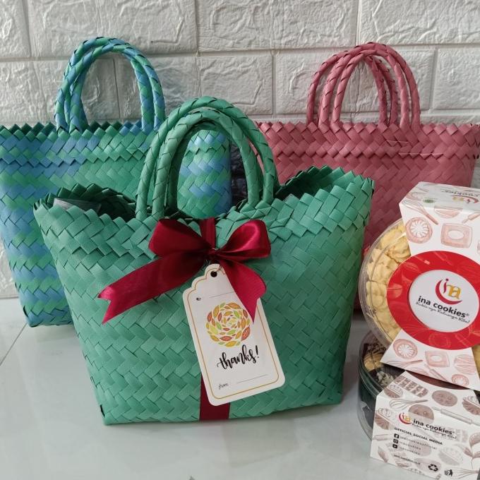 

BISA COD Hampers lebaran/imlek/natal Ina cookies TERBARU Kode 633