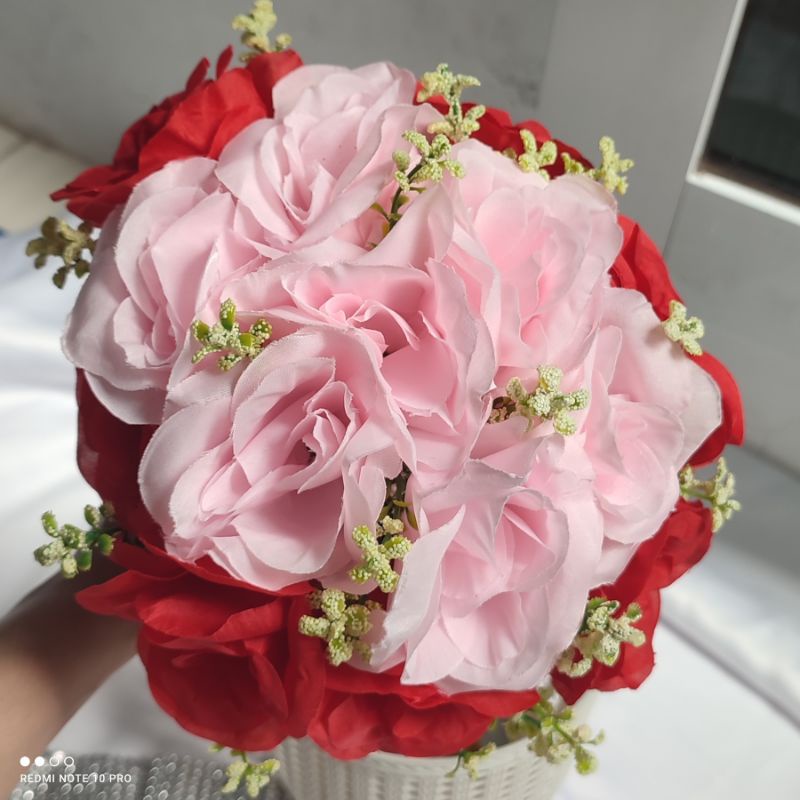 buket bunga cantik termurah hand bouquet pernikahan
