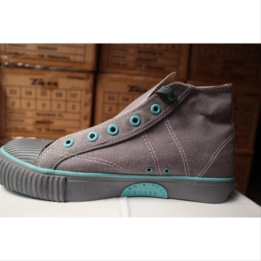 Sepatu Warrior Classic High Grey Green