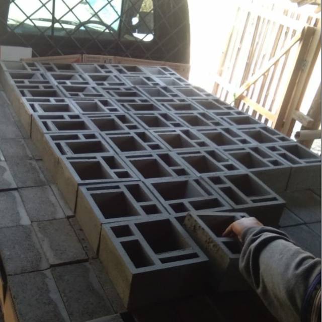 Roster beton minimalis bogor