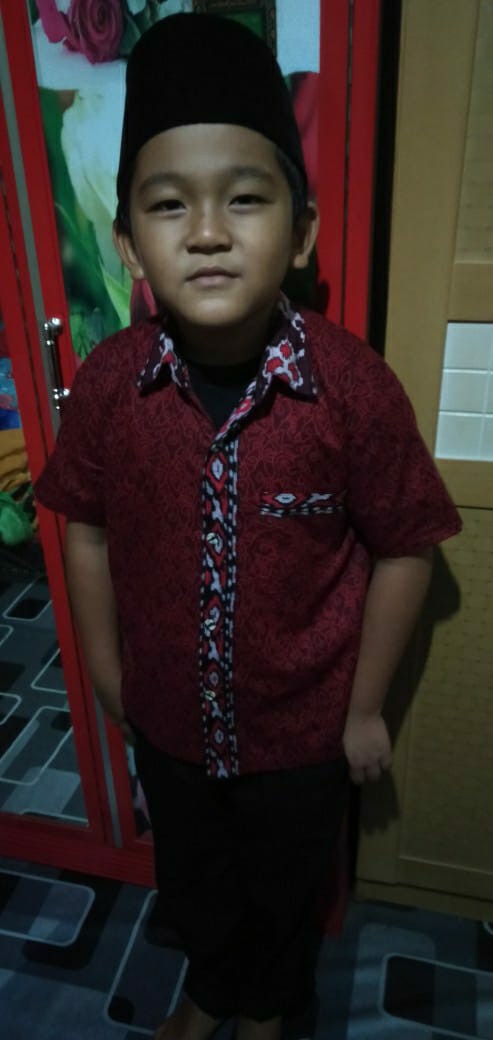 Aska Couple, Batik Couple Keluarga|| Sarimbit Keluarga Motif Mega Mendung Merah Terbaru