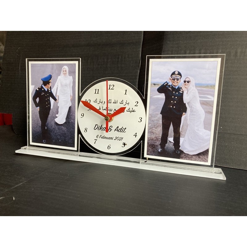 KADO PERNIKAHAN JAM MEJA DUDUK AKRILIK