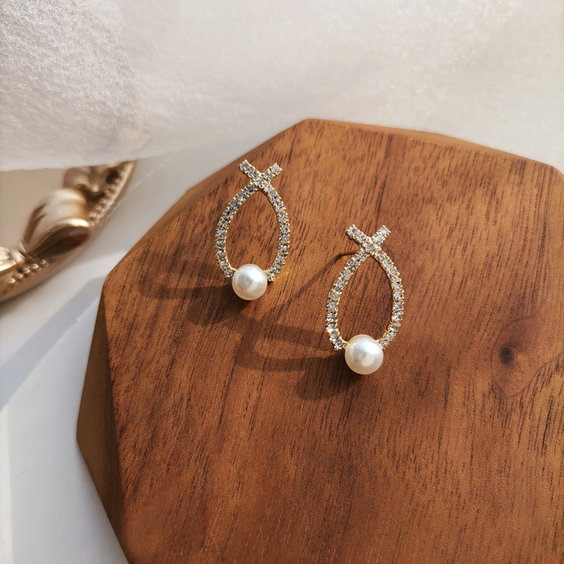Anting Mutiara Gaya Korea Untuk Wanita