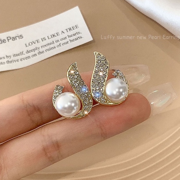 Anting Stud Hias Mutiara Berlian Gaya Retro Korea Untuk Wanita