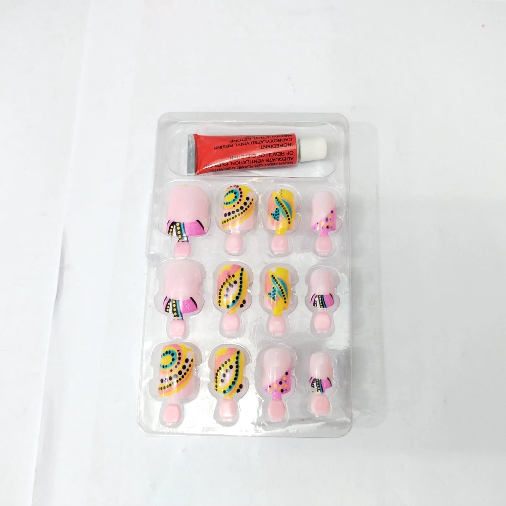 Set Kuku Palsu Karakter Lucu Fashion Nails