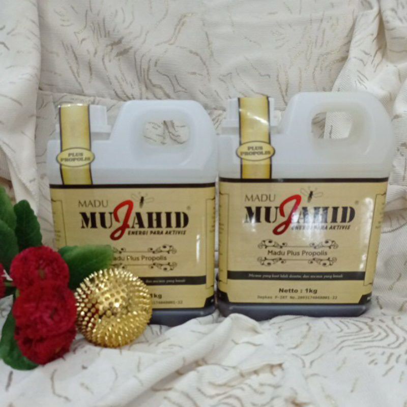 

MADU MUJAHID PLUS PROPOLIS 1 KG