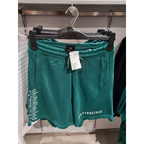 H&M celana pendek cowok