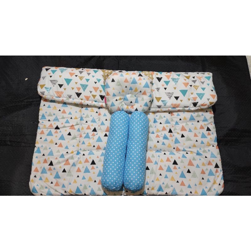 Bedcover bayi matras bantal guling bayi