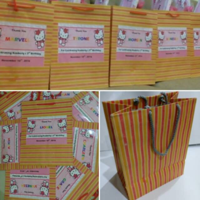 

Paper bag besar 15x26xT33 untuk hem / kaleng / parcel Lebaran / Idul fitri /