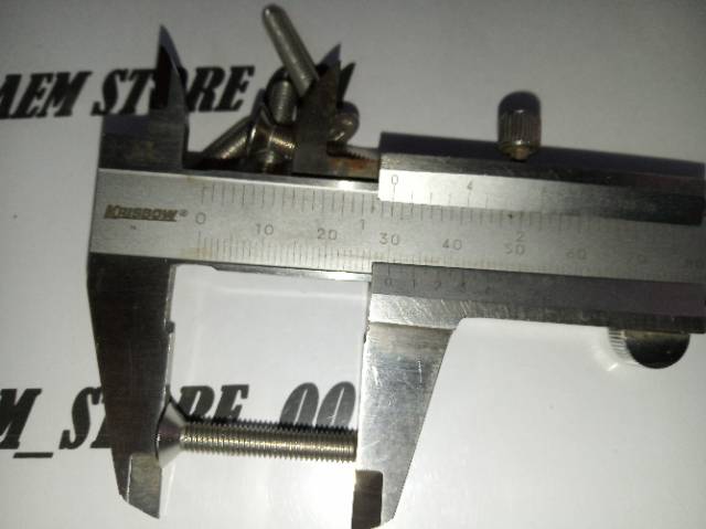 Verseng L M5 X 30 (3cm) stainless 304