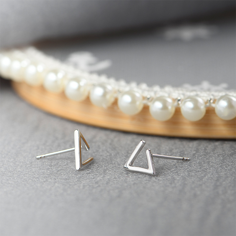 Anting Pejantan Perak Segitiga Simple Triangle Silver Stud Earrings Korea Geometric Women Girl Ear Earring Jewelry Ornament Gift