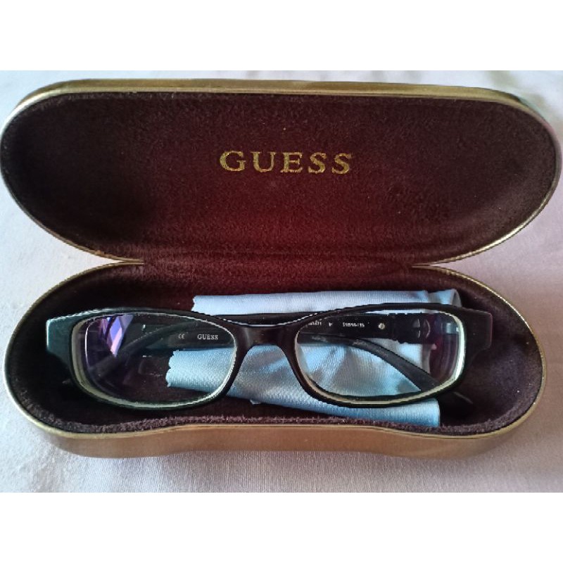 Kacamata minus merek Guess original preloved