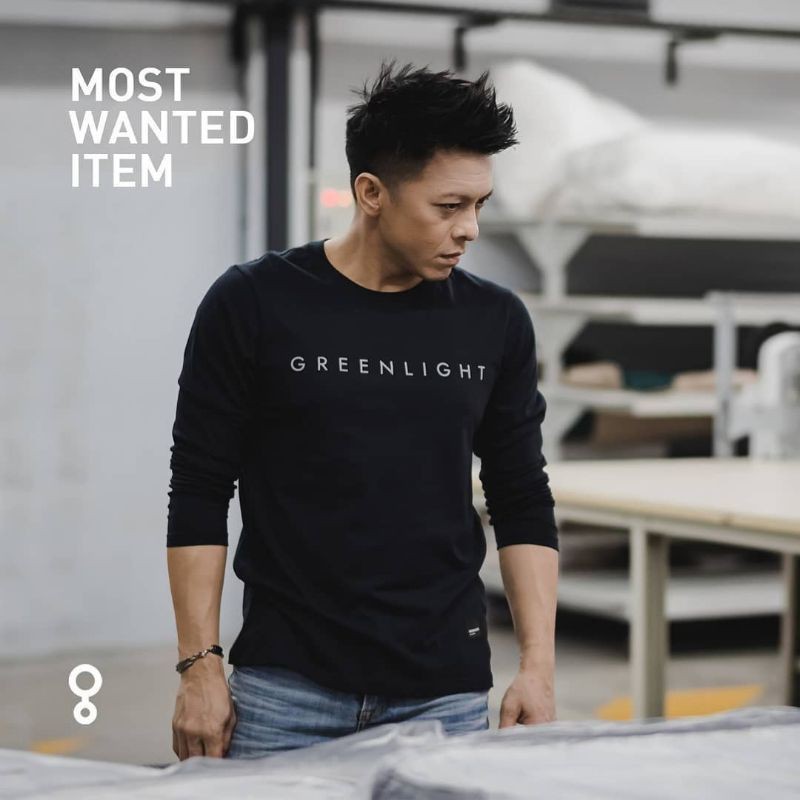 KAOS LENGAN PANJANG GREENLIGHT ORIGINAL WARNA HITAM&NAVY (HARGA TERBAIK)