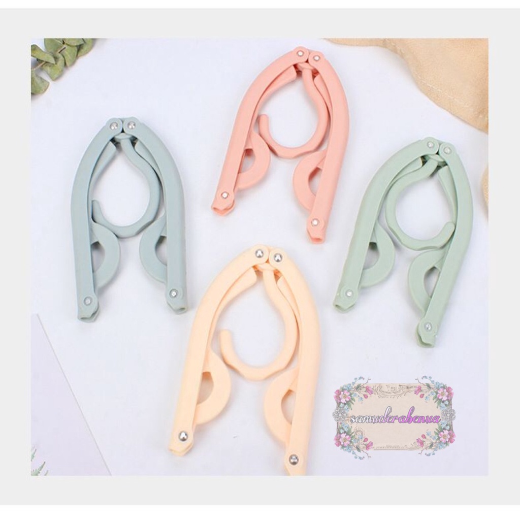 RT72 GANTUNGAN HANGER BAJU LIPAT PORTABLE travel plastik SB3450