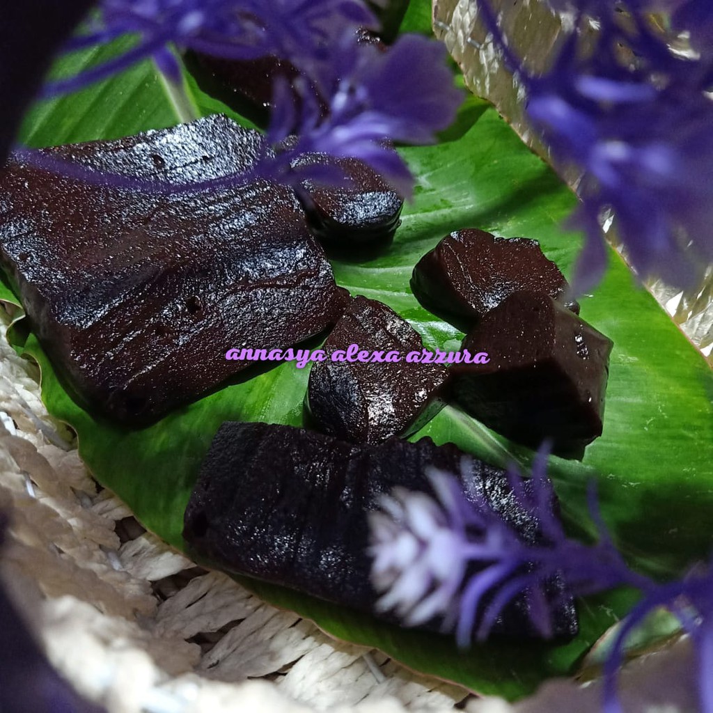 

Dodol Ketan Hitam Asli Bogor 500 gram