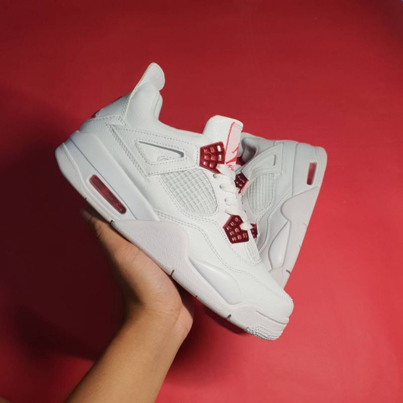 university red 4s