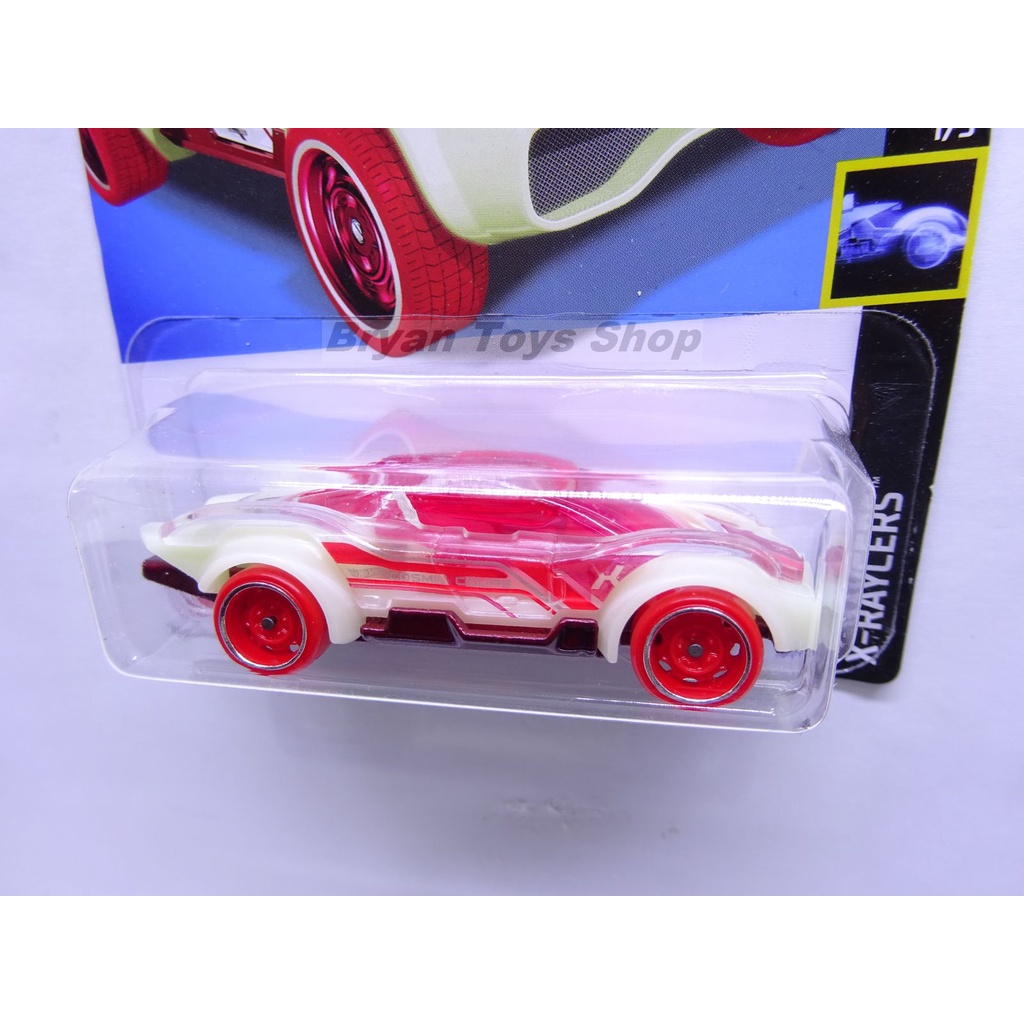 Hot Wheels Cosmic Coupe Merah - Glow in The Dark