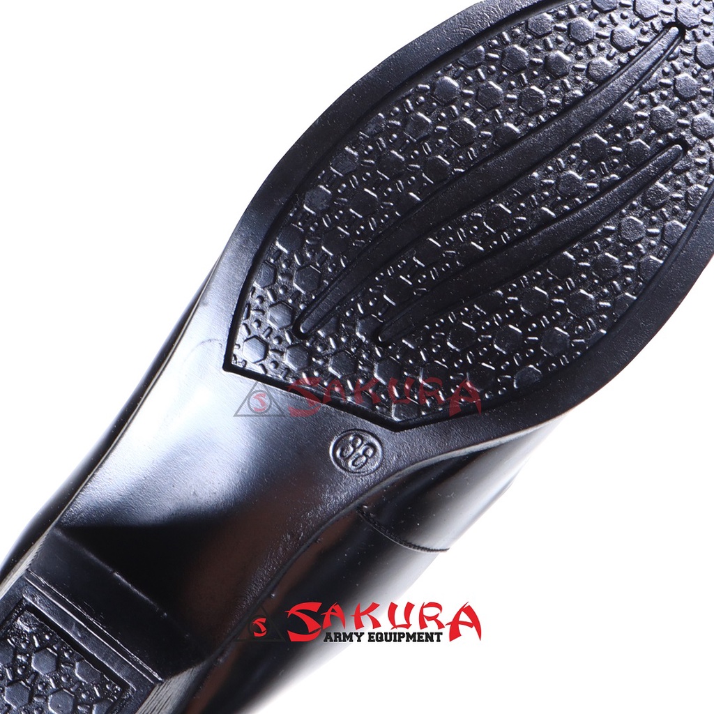 Sepatu PDH Polwan Kilap Hak 5cm Sepatu Kerja Kantor Hitam