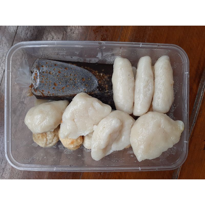 

Pempek Cek Hau Paket Campur (Telor, adaan, lenjer, bakwan,kulit)