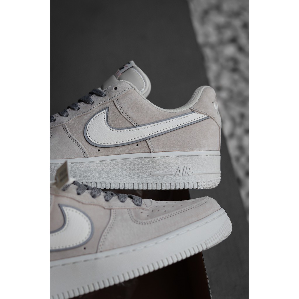 white suede af1
