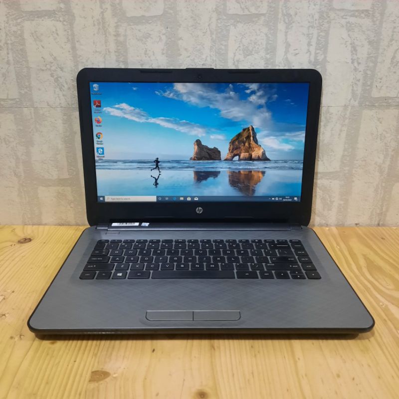 Jual Laptop HP 14 af118AU , Amd A87410, Radeon R5 Graphics, Ram 4