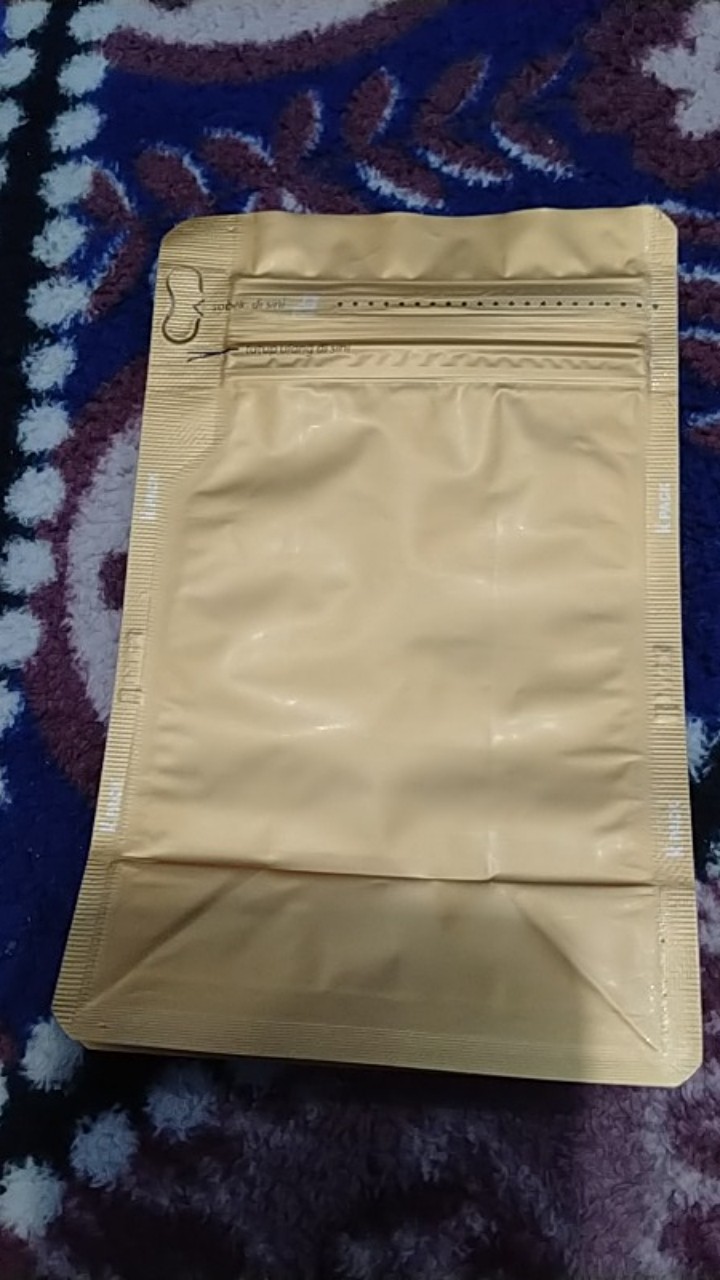 Gusset Flat Bottom 250g Plastik Klip Kemasan Kopi Foil Gold Zipper